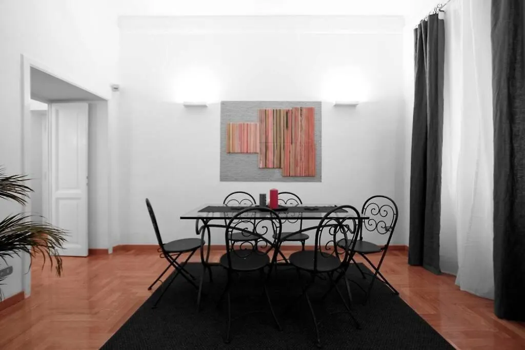 Apartment Properzio Lux, Una Fusione Di Eleganza E Prestigio Rome Italy